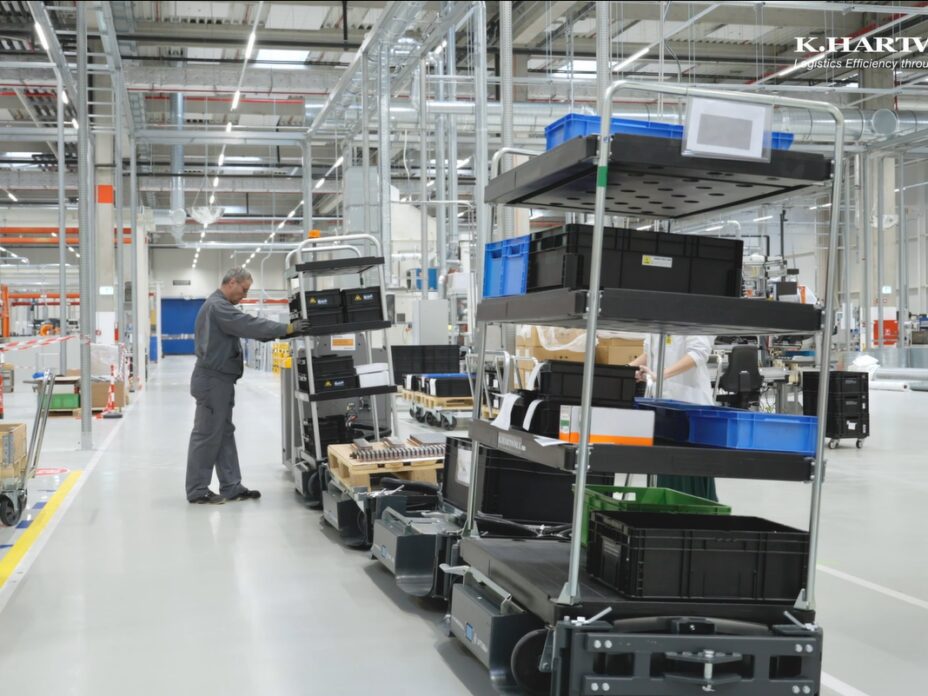 LiftLiner tugger train and Lean load carrier solutions in use at Bosch Rexroth in Slovenia